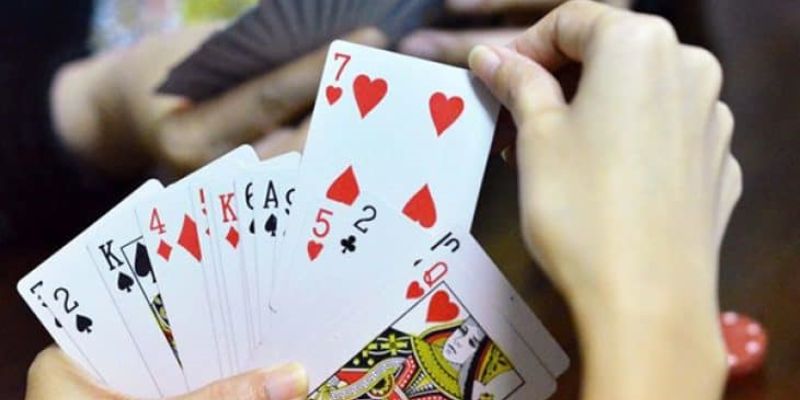 Luật chơi bài tiến lên Bài tiến lên gì là?